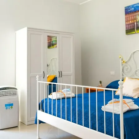 Lo Di Andrea Bed & Breakfast 2*
